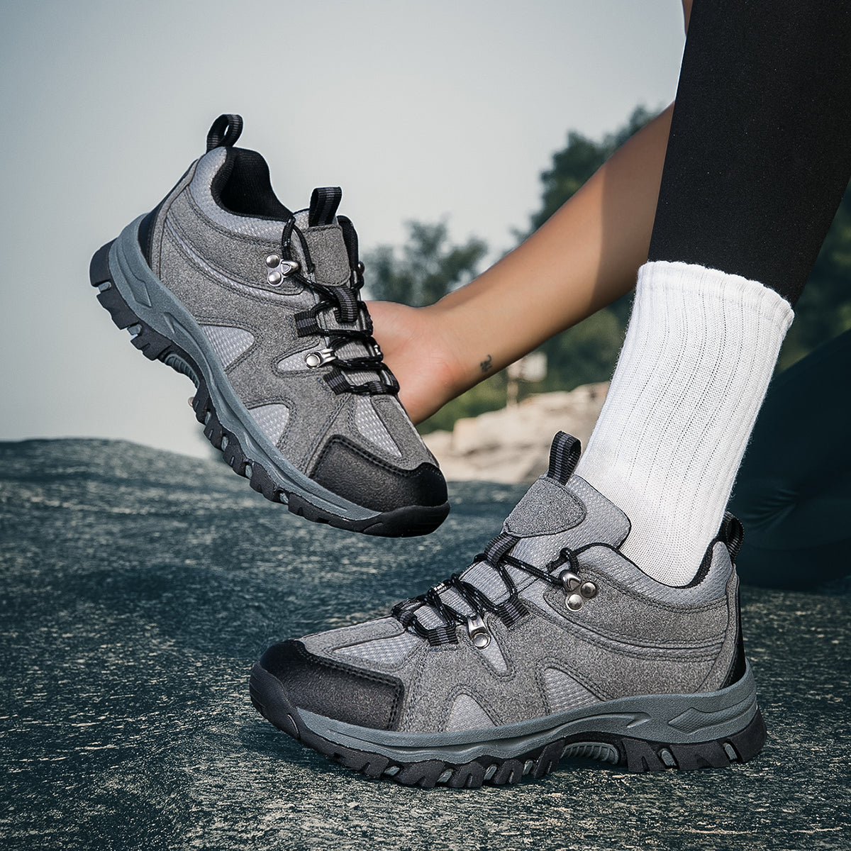 CZV Women's Outdoor Hiking Shoes, Non-Slip Comfortable Work Shoes, Breathable Lightweight Sneakers for Hiking, Camping, Fishing, Casual
